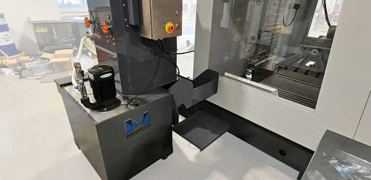 Automatic CNC Coolant Cleaning System
